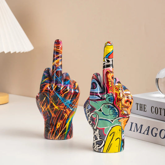 Escultura de Dedo Medio Graffiti – Decoración Rebelde